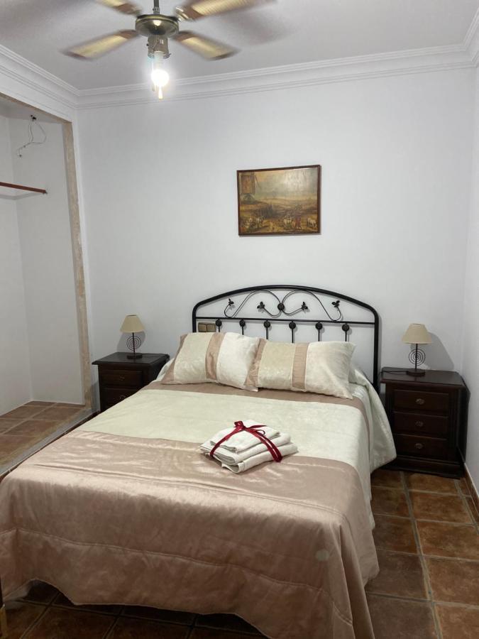 Vivienda Rural Los Tajos De Setenil Setenil De Las Bodegas Exteriör bild