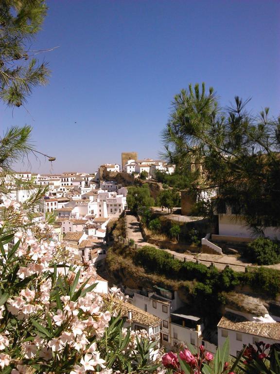 Vivienda Rural Los Tajos De Setenil Setenil De Las Bodegas Exteriör bild